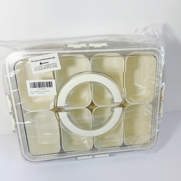 Divided serving tray - Picture 6 of 7